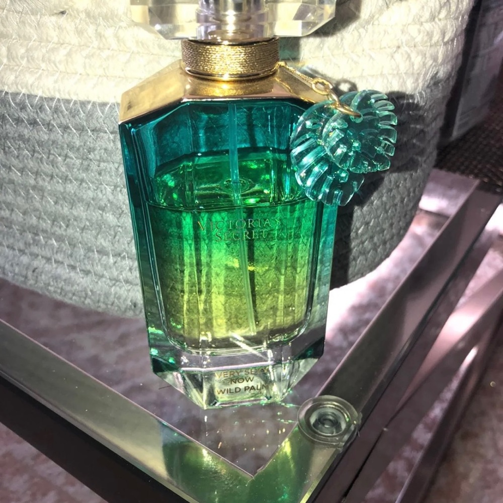 3.4 oz Eau De Parfum Spray